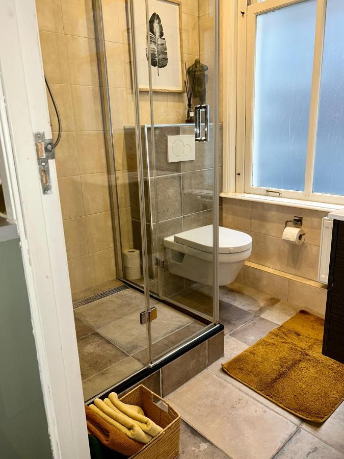 Amsterdam 4 Holiday Guestrooms 외부 사진